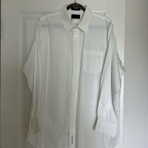 Nordstrom signature dress shirt. 100% Egyptian Cotton, traditional fit.